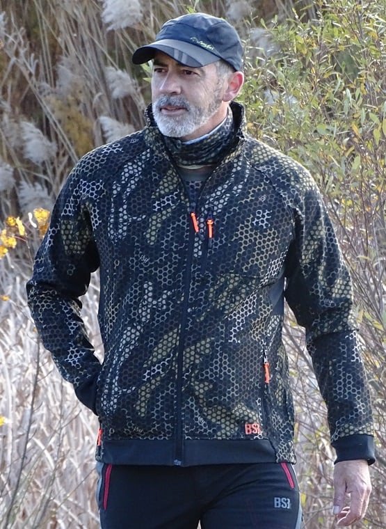 Benisport Chaqueta soft shell "forest print" - camuflaje