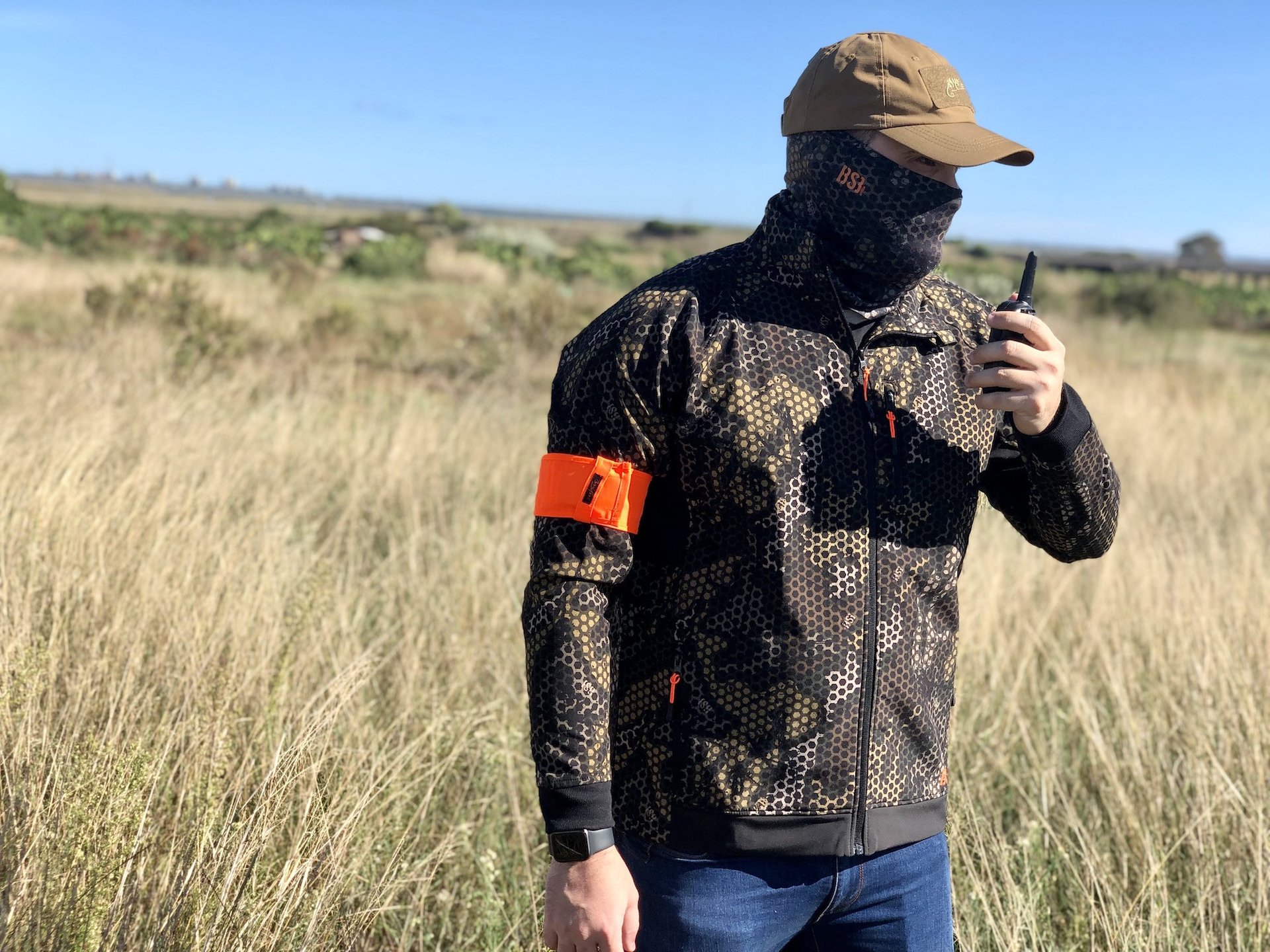 Benisport Chaqueta soft shell "forest print" - camuflaje