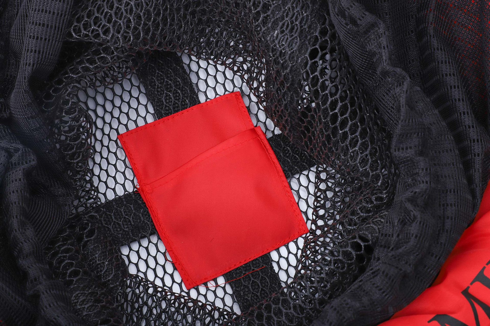 CAT TERRITORY - Red Flotante para Almacenamiento de Peces Vivos | 55cmx90cm